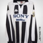 1997-1998 Juventus Kappa Long Sleeve Home jersey